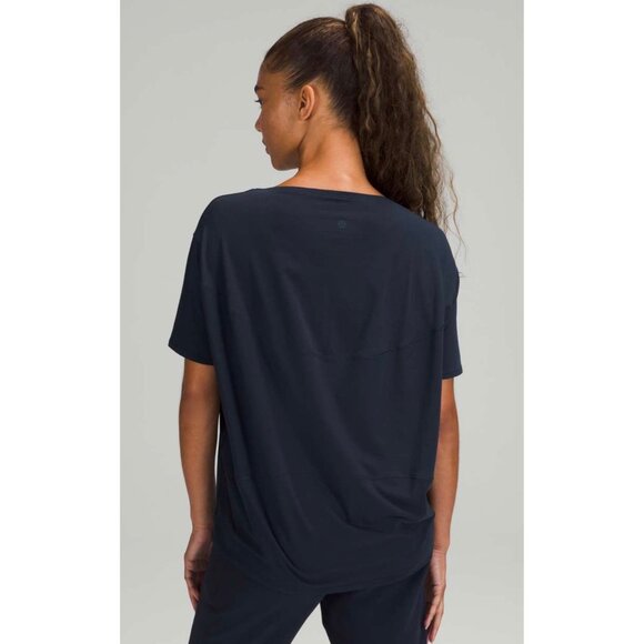 LULULEMON Navy Blue Back In Action Short Sleeve Boat Neck Women’s T-Shirt 12 - Picture 2 of 9